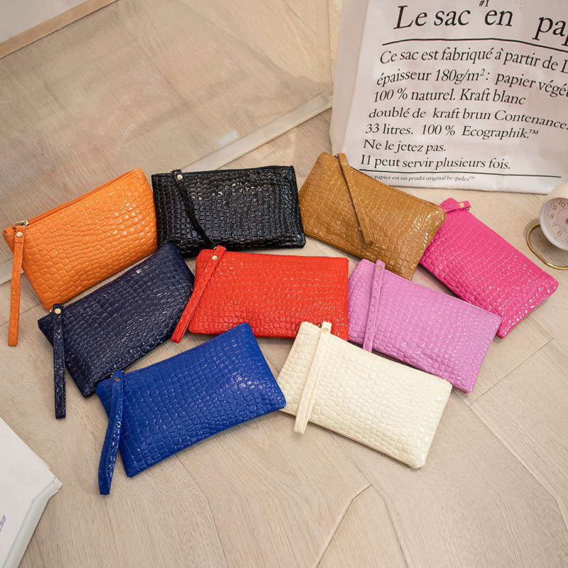 Casual Clutch Bag for Women 2023 Women's Small Bag Wholesale Crocodile Pattern Coin Purse Welfare Purses Cheap Batch Wallet