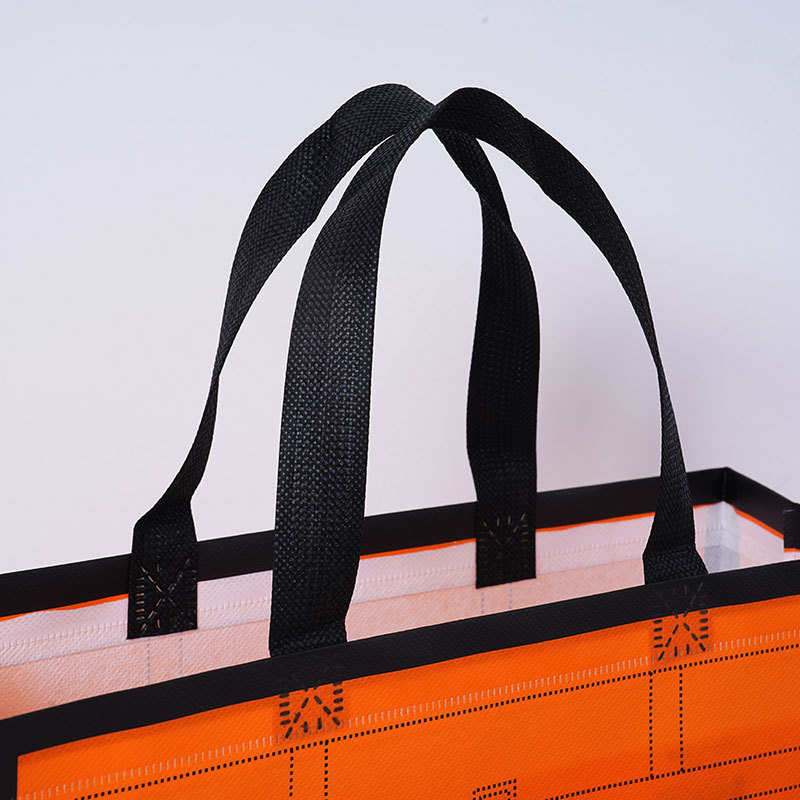 Personalizada prensado en caliente multicolor no tejido bolsas de mano ropa plumón bolsas de regalo de compras logotipo imprimible image 3