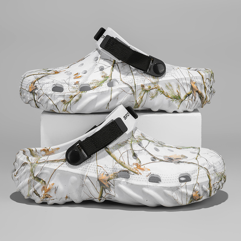 Un zapato, dos zapatos de moda, zapatos de agujero transfronterizos, zapatillas casuales para hombres, zapatillas de playa para hombres al aire libre.