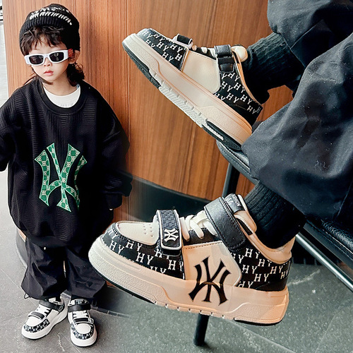 Children's Sports Shoes 2025 Spring and Autumn Girls' Platform Sneakers Breathable Children's Shoes Soft Sole Running Shoes