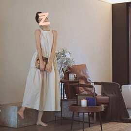 高级感白色裙子长款小香风法式甜美挂脖吊带连衣裙设计感小众夏季