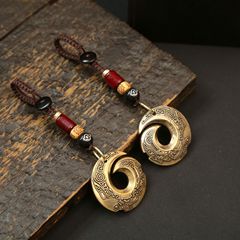 真鍮の幸運のキーホルダーペンダント男性と女性の車のキーバッグペンダント銅工芸品ジュエリーペンダント