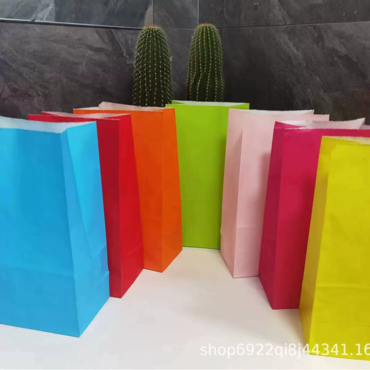 牛皮纸手提外卖袋子批发纸质手提袋餐饮打包袋礼品纸袋加 印logo