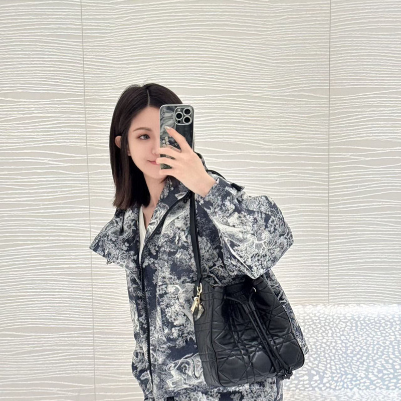 2025早秋新款南油Dio时髦高级文艺风连帽长袖外套半身短裙套装女|undefined