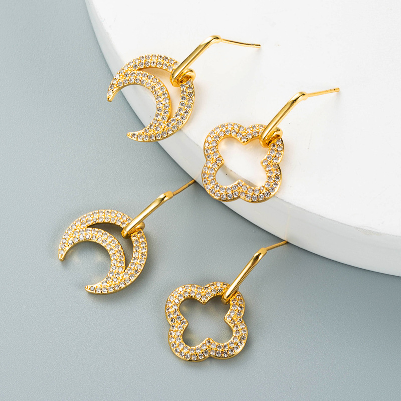 Fashion Gold-plated Copper Micro-inlaid Zircon Flower Moon Shape Earrings display picture 2