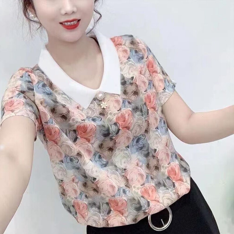 Floral Chiffon Shirt, New Summer Style, Doll Collar, Age-Reducing Mom Outfit, Slimming, Belly-Covering, Loose Short-Sleeved Shirt for Women, Live Broadcast Floral Chiffon Shirt, New Summer Style, Doll Collar, Age-Reducing Mom Outfit, Slimming, Belly-Covering, Loose Short-Sleeved Shirt for Women, Live Broadcast