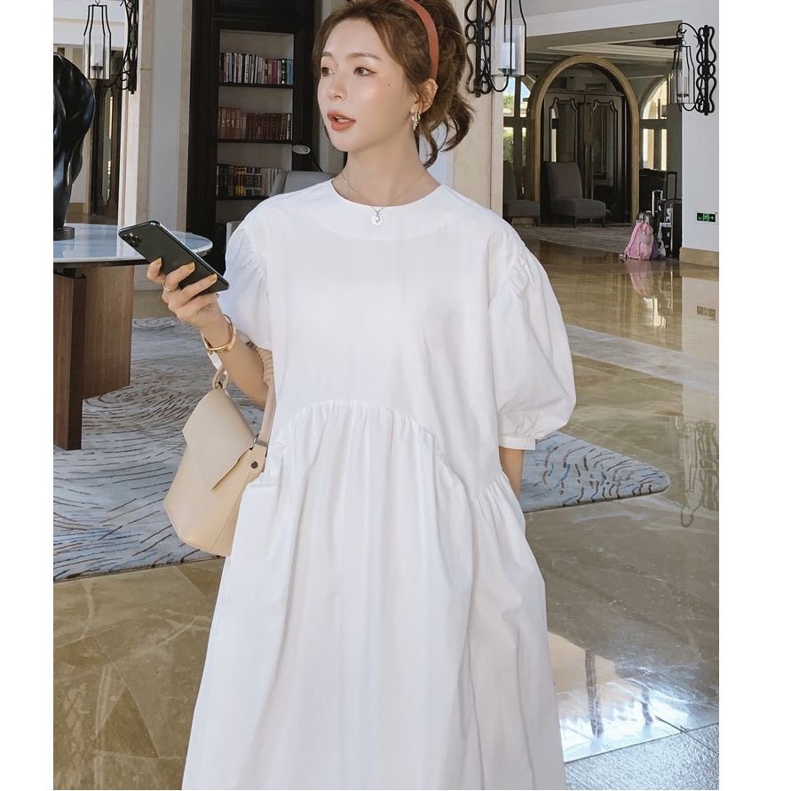 2025 new Korean version of ins loose casual slim white big pendulum A word fairy pure want to dress women summer