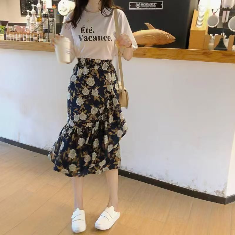 2026 Summer High-End Chic Floral Dress, Niche Super-Fashionable Bestseller, Flattering and Slimming, Elegant and Mature Dress