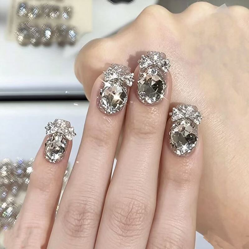 【Thousand Starry Nights】Purely Handmade Wearable Nails with Sparkling High-Grade Rhinestones for a Brightening Effect, Wearable Purely Handmade Nail Tips