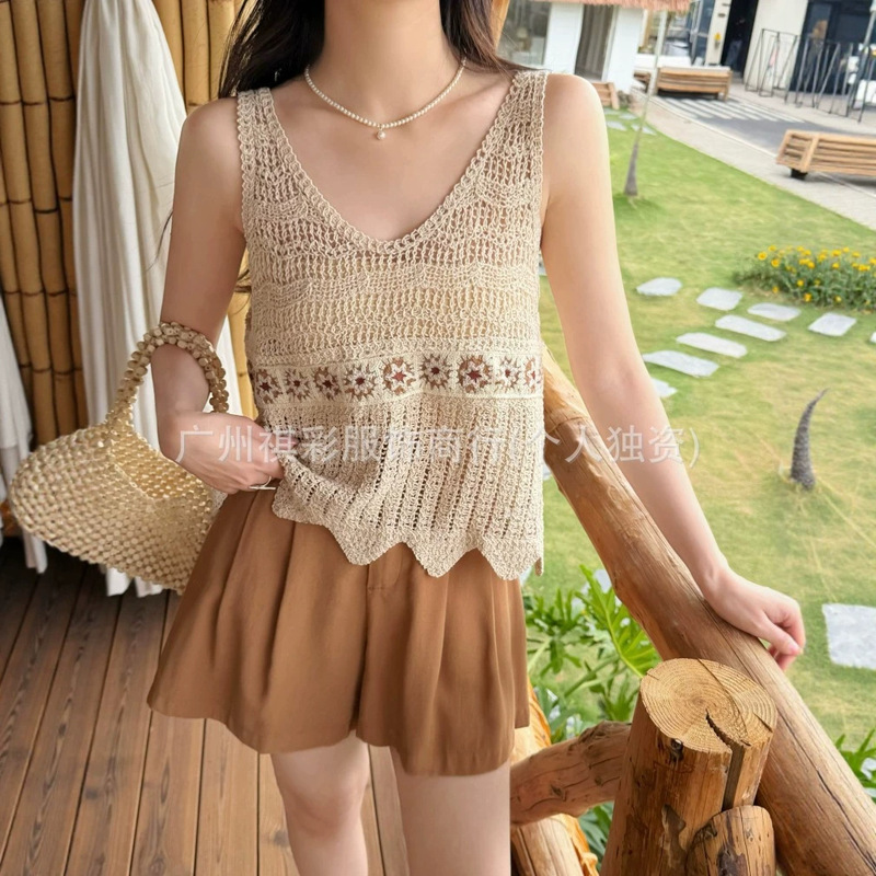 Ethnic Style Jacquard Crochet Top, Summer Layered V-Neck Knit Blouse, Vacation Style Sleeveless Vest Ethnic Style Jacquard Crochet Top, Summer Layered V-Neck Knit Blouse, Vacation Style Sleeveless Vest