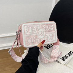 跨境撞色小方包2024夏季新款時尚寬肩帶單肩簡約洋氣相機包斜挎包