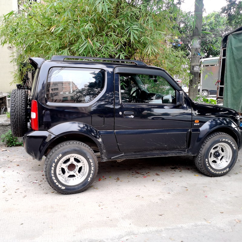 Suitable for 2007-2017 Suzuki Jimny Tail Wing Jimny Modified Special Painted Fixed Wing with Light