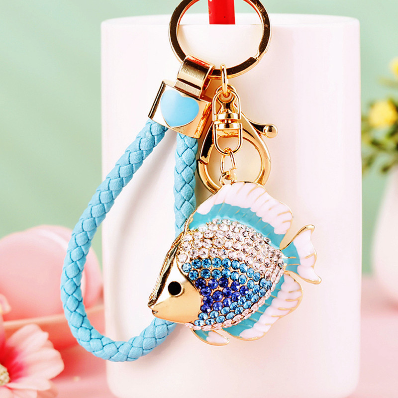 49g Weight Lobster Trigger Clasp Closure Clasp Closure Type Rhinestones Inlay Material Keychain Classification 1 Piece Quantity Daily Occasion Zinc alloy Material Fish Pattern Unisex Gender Plating, Diamond Design Cute Style 1 Piece Cute Fish Zinc Alloy Plating Diamond Rhinestones Unisex Lobster Trigger Clasp Closure Keychain 14