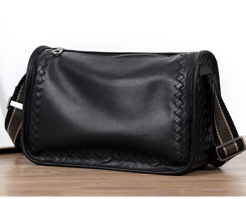 Túi đeo chéo nam da thật dệt đan 29×11×17 cm — Màu đen da bò, Màu đen da cừu chi tiết 4