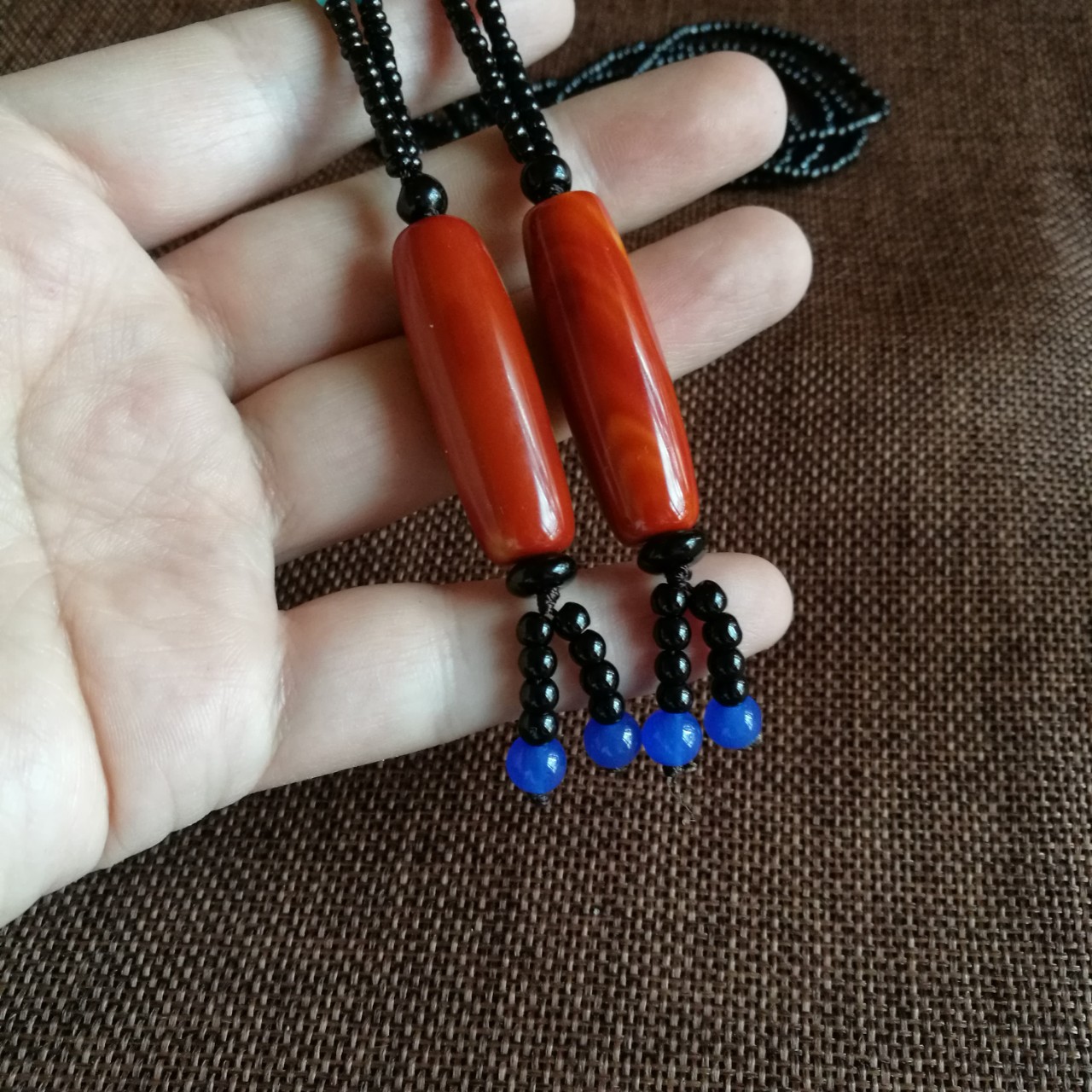 智贝详情图_6批发战国红玛瑙衣服链吊坠路路通毛衣链长款毛衣链