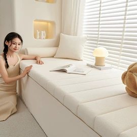 坐垫椅垫;靠垫/抱枕;地垫