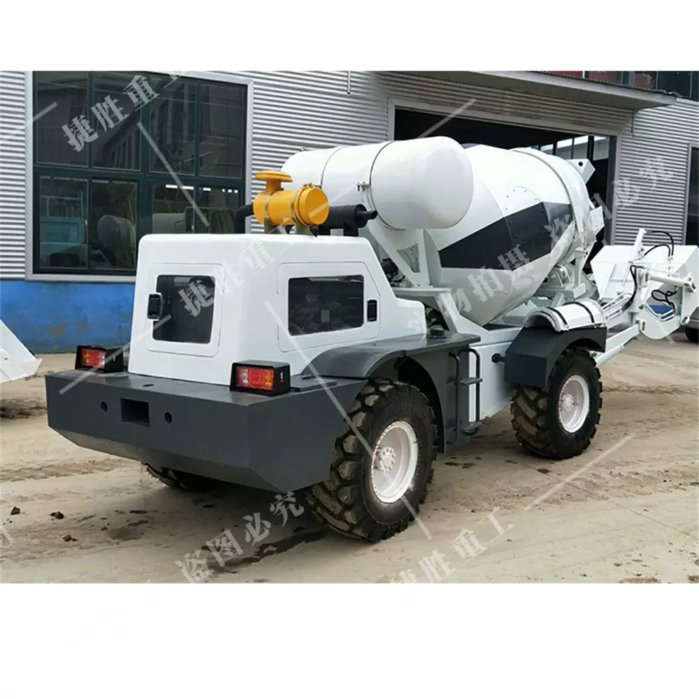 工地混凝土搅拌机 建筑水泥搅拌运输车 座驾移动混凝土搅拌站