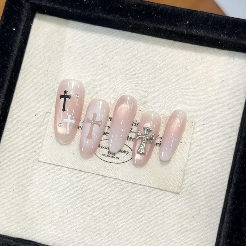 Ins-Style Chrome Hearts Gradient Milky White Medium-Length Handmade Wearable Nails, Sweet and Cool Spicy Girl Vibe, Complexion-Enhancing Nail Stickers
