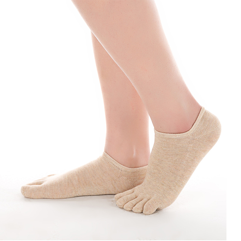 Fabricante vende calcetines de cinco dedos de algodón de colores para mujer, calcetines de cinco dedos de corte bajo con talón, calcetines de cinco dedos absorbentes del sudor, calcetines de cinco dedos invisibles y transpirables. image 11