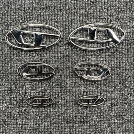 钮扣;洗唛、商标;服饰箱包五金