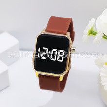 跨境新款硅胶按键电子手表男士时尚潮流电子 LED学生手表批发