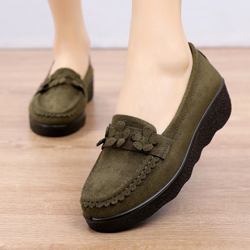 Весенне-осенние туфли из старой пекинской ткани, женские туфли на толстой подошве, рабочие туфли на мягкой подошве, обувь для мам, универсальные повседневные лоферы.