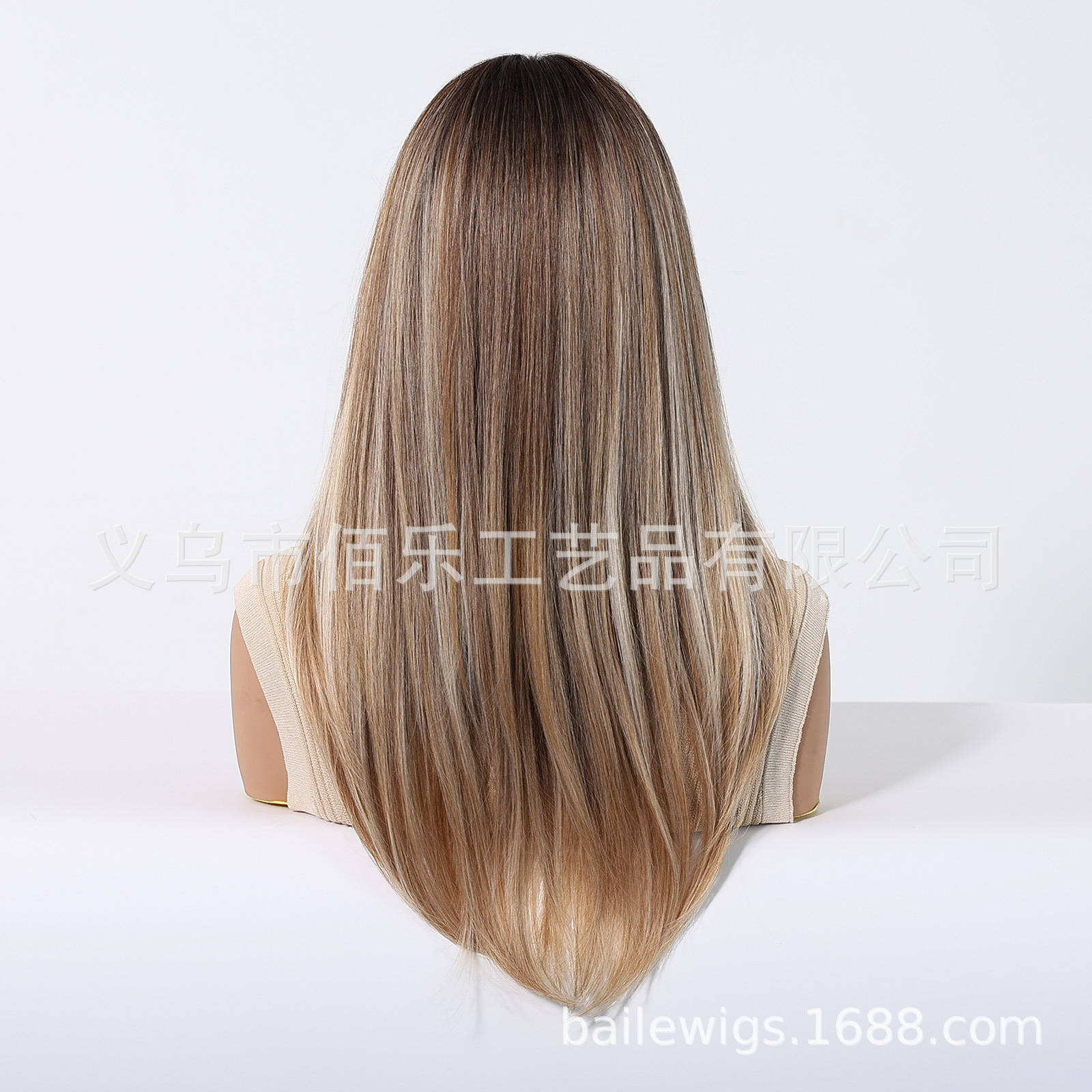 Peluca transfronteriza gradiente marrón flequillo teñido en la parte superior de la cabeza cabello largo y liso en capas Venta caliente europea y americana wigs spot al por mayor