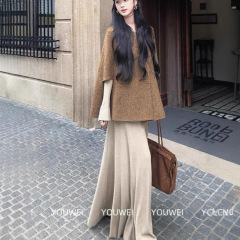 有洧Youwei巨好看的早秋季上衣女2025新款斗篷披肩外搭小香风外套