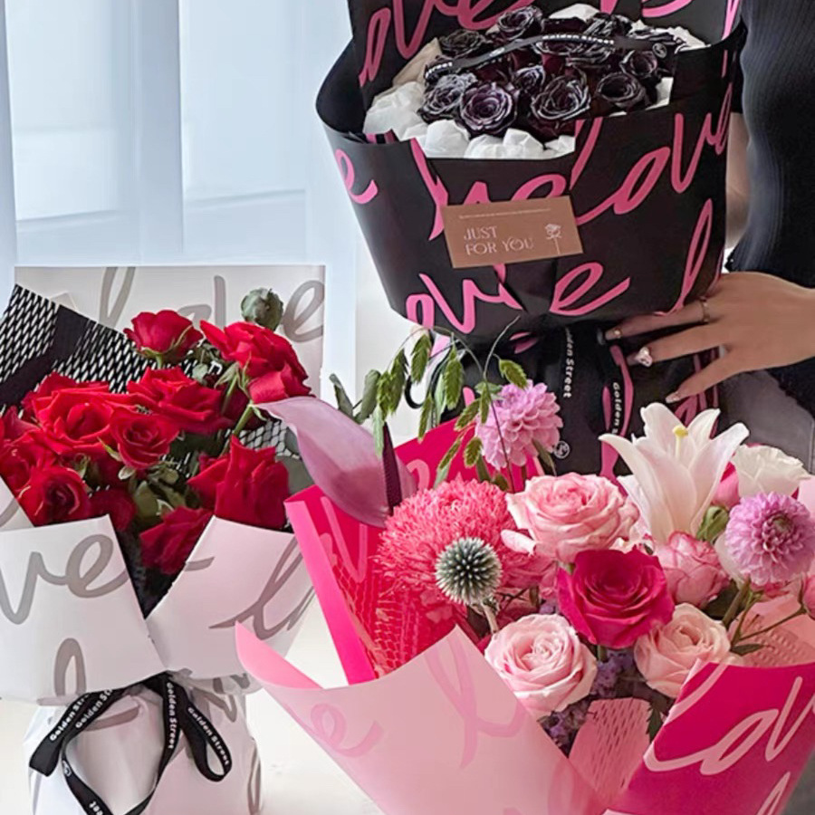 Papel de embalaje de flores de amor grosso impermeable con película de pluma de papel de embalaje de ramo de flores materiales de florista