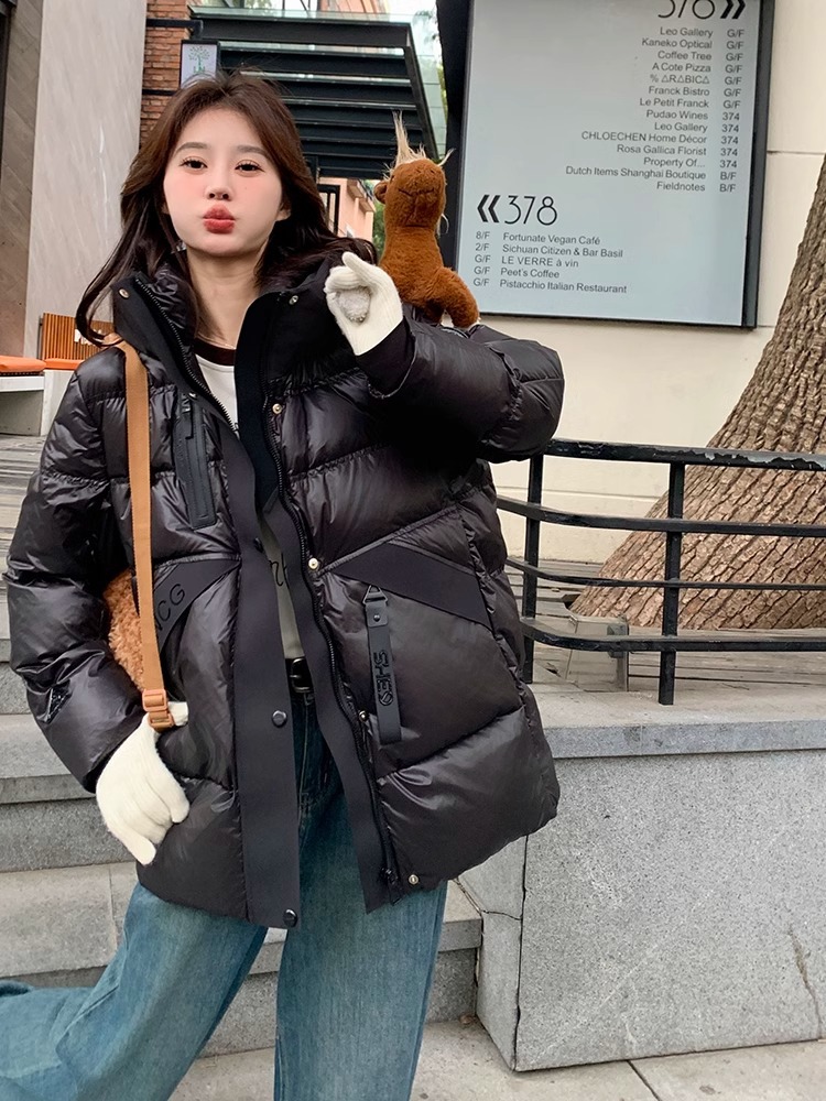 검은색