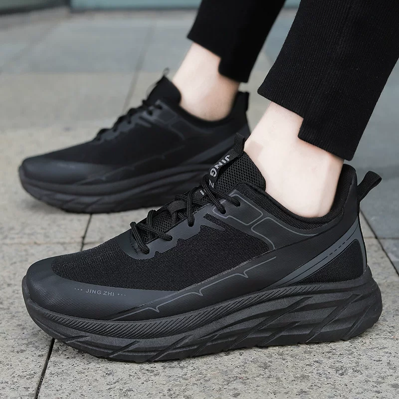 Breathable mesh sports shoes, demi‑season casual trainers, soft cushioned sole