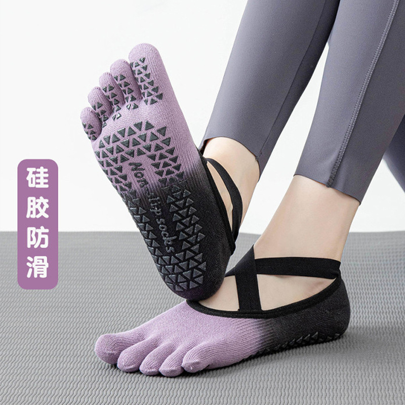 Five-toed yoga socks for women, non-slip, professional, for Pilates training, indoor sports, and fitness, specialized split-toed short socks Five-toed yoga socks for women, non-slip, professional, for Pilates training, indoor sports, and fitness, specialized split-toed short socks
