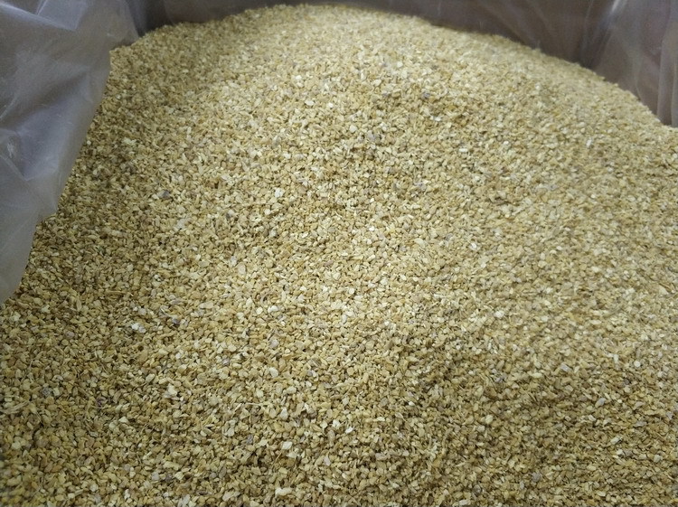 Yunnan Small Yellow Ginger Granules Gan Jiang Dried Ginger Cubes and Powder 1kg Steam Dried Culinary and Tea Herb specifications