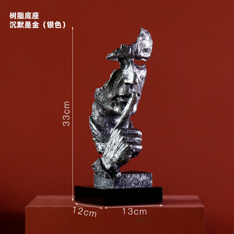 北欧のアイデアの小さいサイズの沈黙は金のカバーの3つの抽象的な樹脂の彫刻で飾られています。|undefined