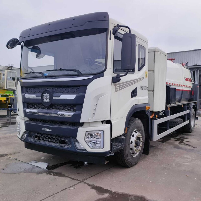 Changan Self-Unloading Garbage Truck with Independent Front and Rear Trash Bins Equipped with 120L/240L/660L Trash Cans Changan Self-Unloading Garbage Truck with Independent Front and Rear Trash Bins Equipped with 120L/240L/660L Trash Cans