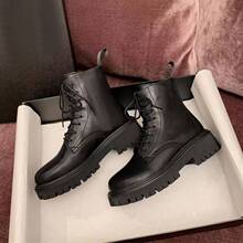 31-46码 大码女鞋41马丁靴女英伦风单靴平底加绒瘦瘦靴新款短靴42
