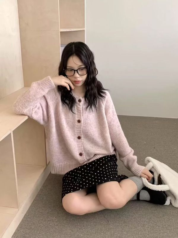 复古慵懒设计感2025秋冬新款休闲针织开衫女温柔软糯毛衣外套上衣|undefined
