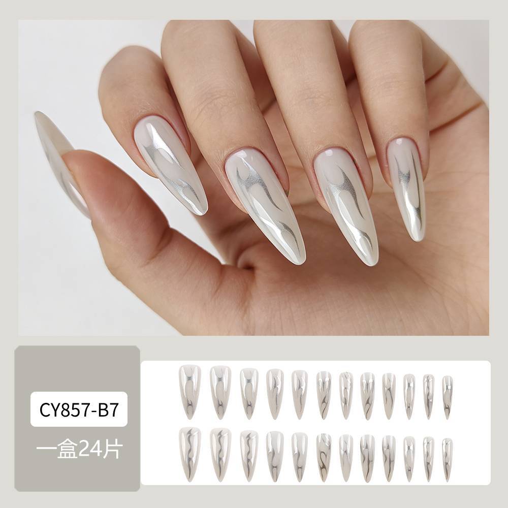 Ventas transfronterizas más populares de plata flame fluye brillante manicura Cool Sha atractivo largo desgaste de uñas 24 piezas de parche de uñas falsas