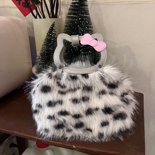 2024�ﶬ�йſ�ʽKT���yëë�����ɐ�kitty �ֱ����n�ɐ��������