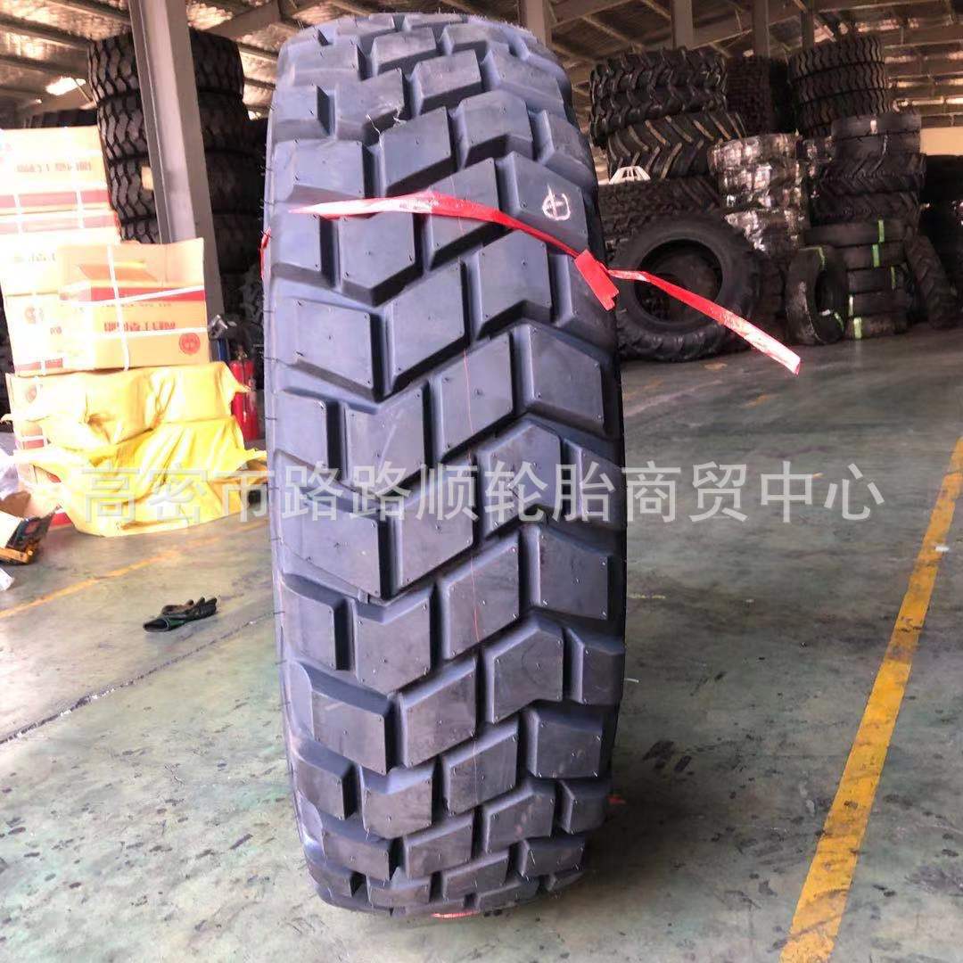 东风越野钢丝胎12.5R20 11R18含充气内胎卡货车越野轮胎