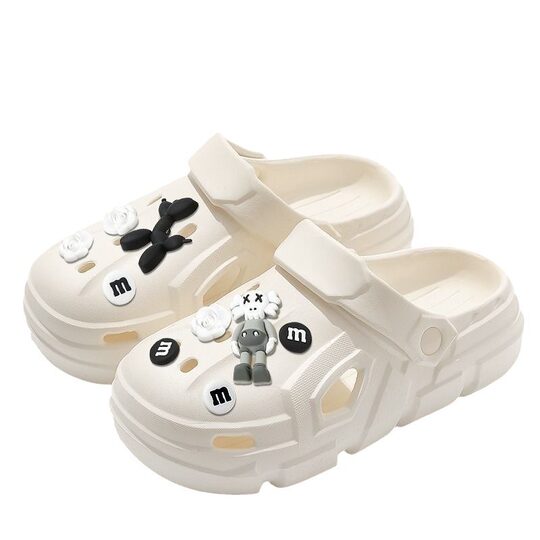 Croc Shoes Men's Summer Outer Wear Non-Slip Thick Sole 2025 New Cartoon Baotou Beach Sandals Women's Nurse