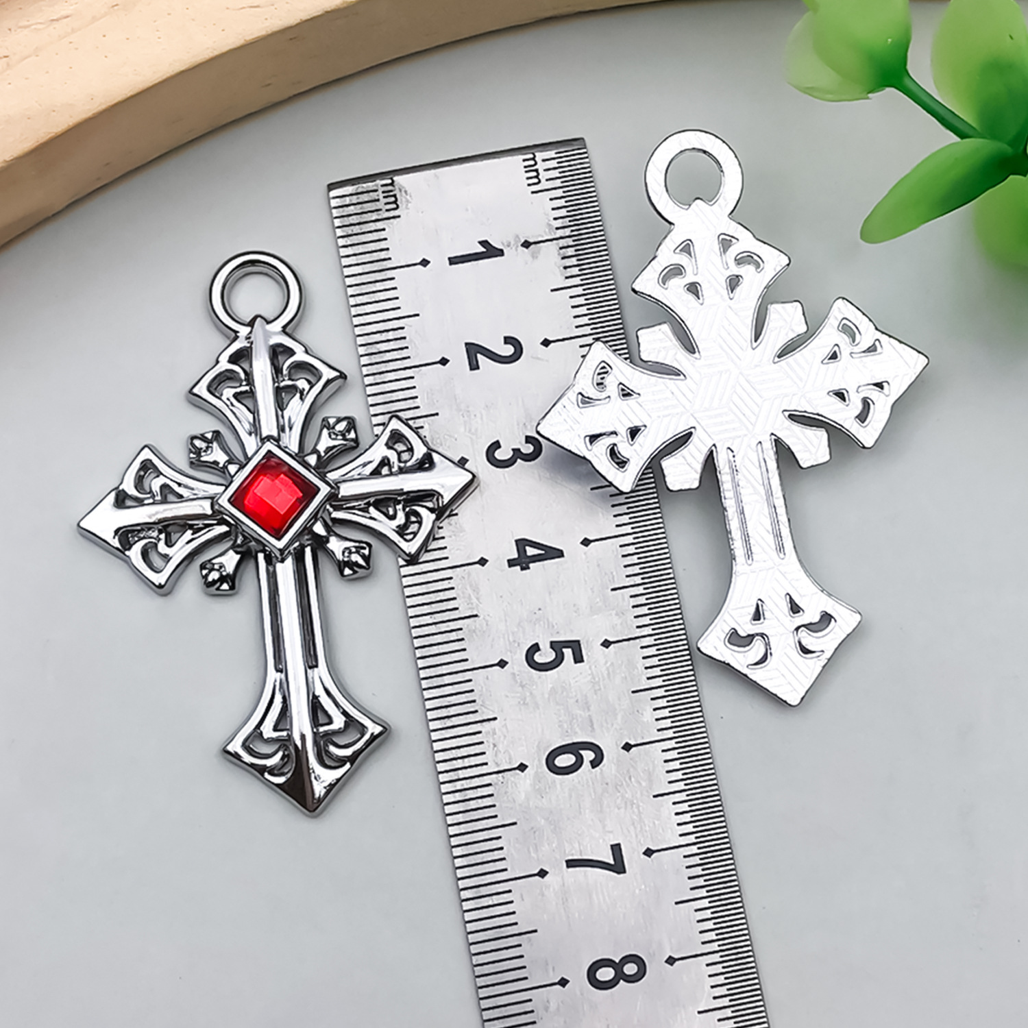 1 white k punk hip hop red diamond hollow cross 55x38mm-8.7g-22360
