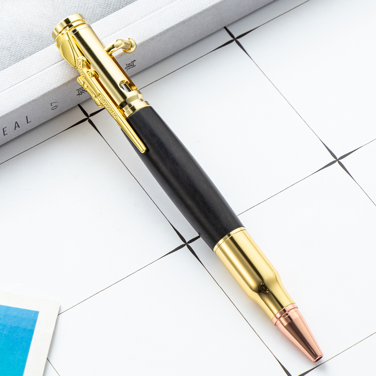 Nuevo bolígrafo de madera imitación de bolígrafo de pistola de presión puede imprimir logotipo de metal multifuncional bolígrafo comercial