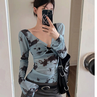 �͹���Ⱦһ�ּ�W����������Ů�＾������L�OӋ����������t��