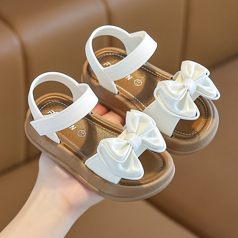 Nueva moda para niñas sandalias de verano arco princesa sandalias estudiantes de velcro universal sandalias para niños