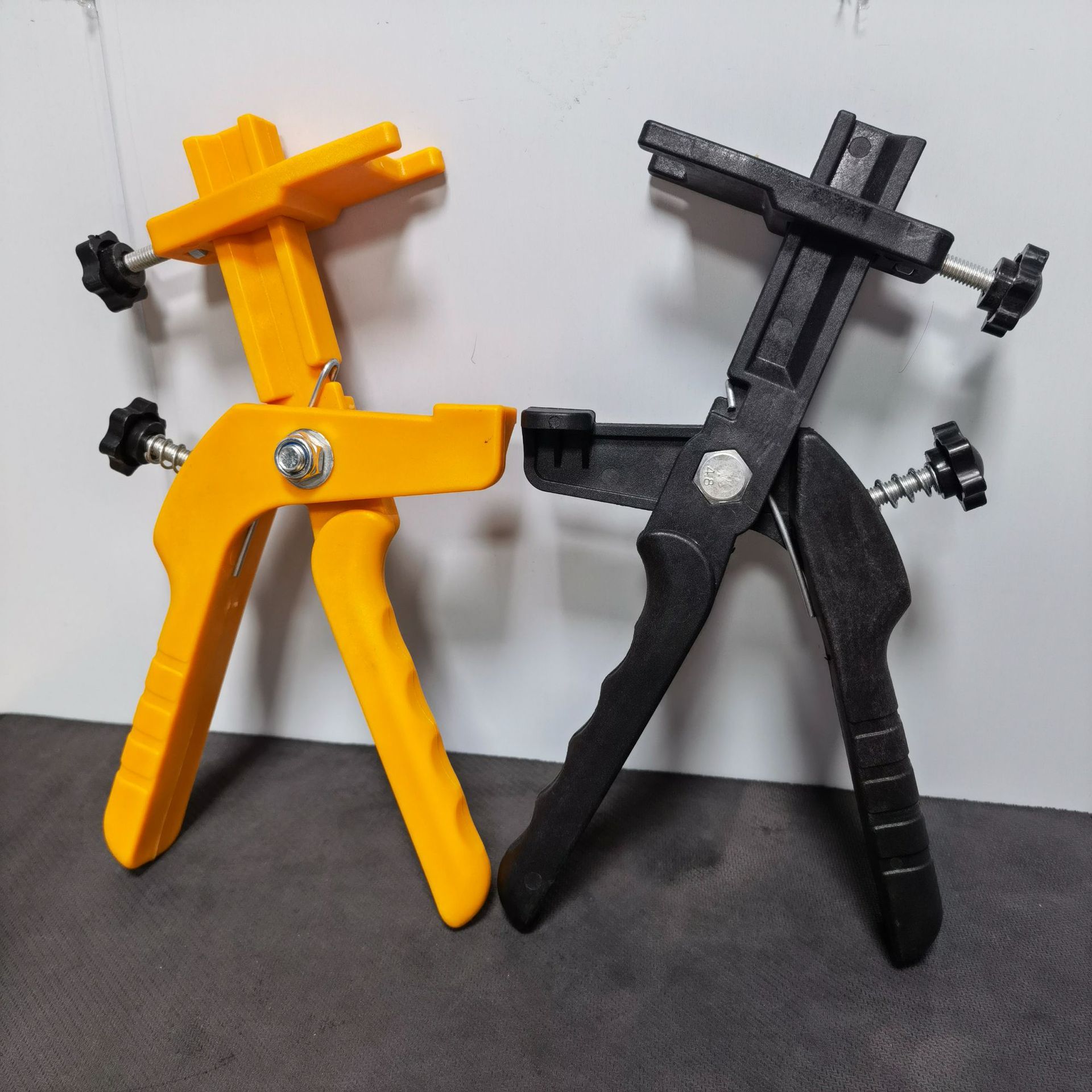 瓷砖推紧钳尼龙材质定位铺贴工具省力钳子插片底座找平器尼龙钳子