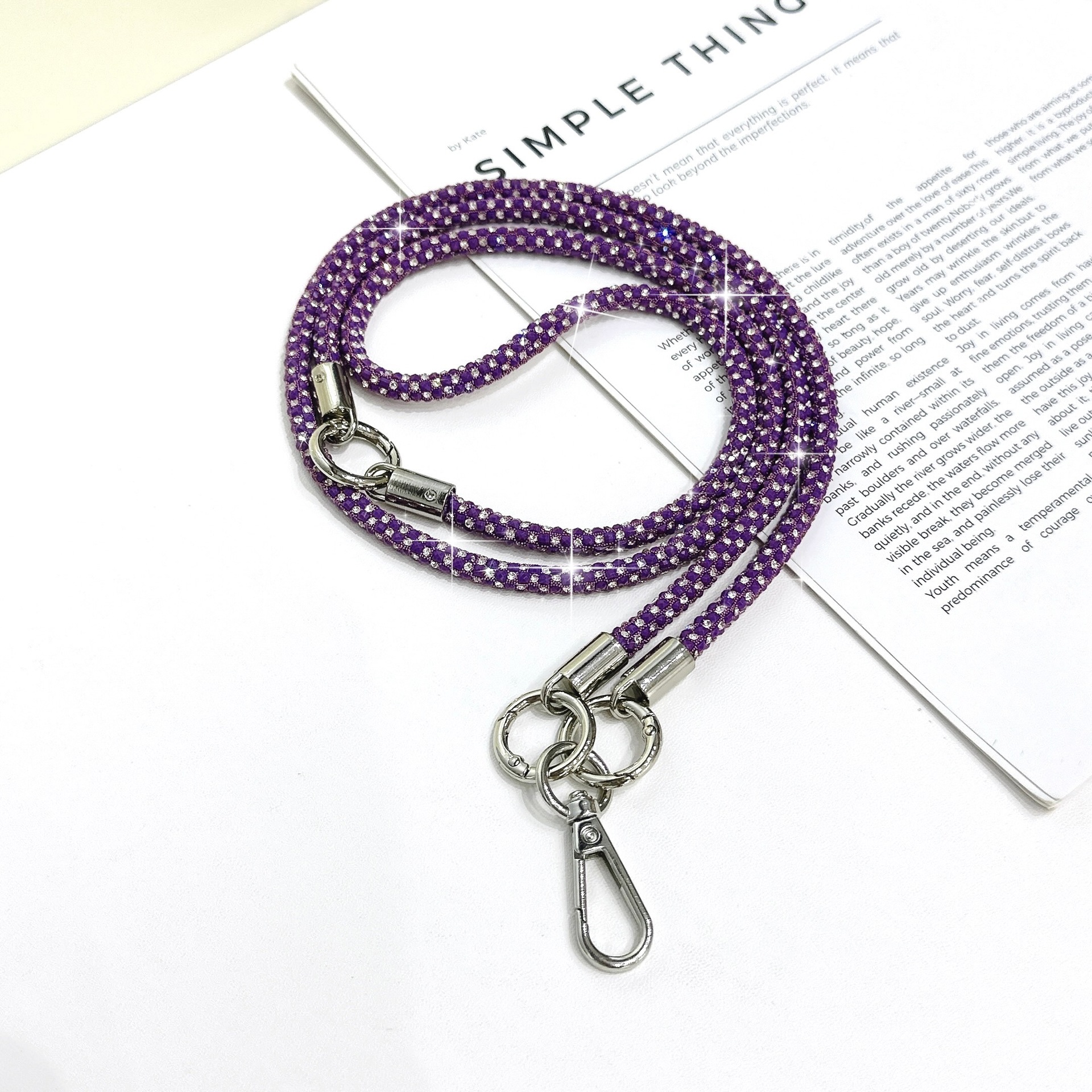 Alta calidad, ligero, lujo 0.7, diamante completo, tres en uno, cadena de teléfono móvil multiusos, mensajero, caramelo, diamante flash multiforma, cordón de diosa