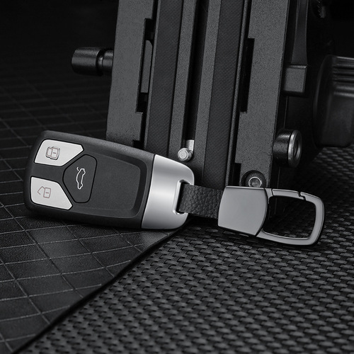 Car metal key chain for business men, simple waist hanging, creative and fashionable car key leather key chain, direct approval from the manufacturer