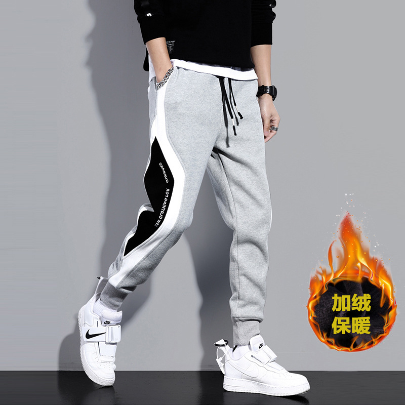 Otoño e Invierno forrado de lana caliente pantalones de chándal atados al tobillo negro y gris bordado de costura de moda casual sueltos Deportes de los hombres Pantalones