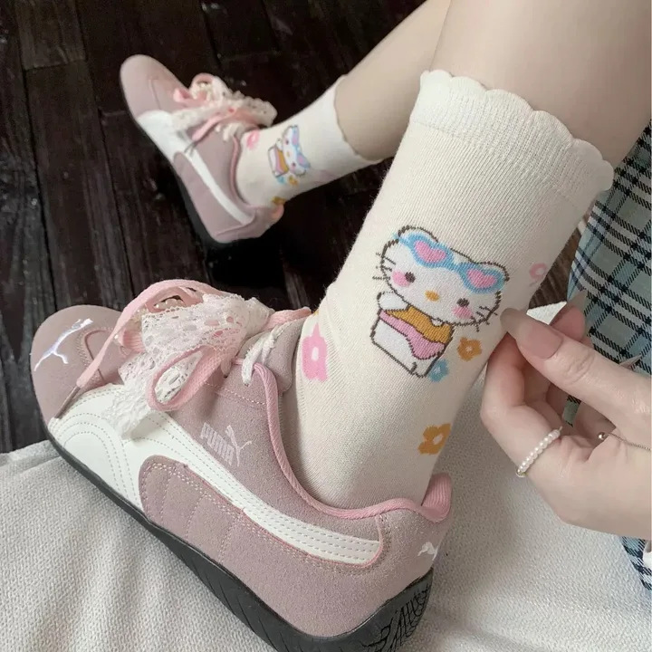 Trendy and versatile Japanese-style socks for women, cute cat cartoon slouch socks, breathable lace mid-calf socks for all seasons